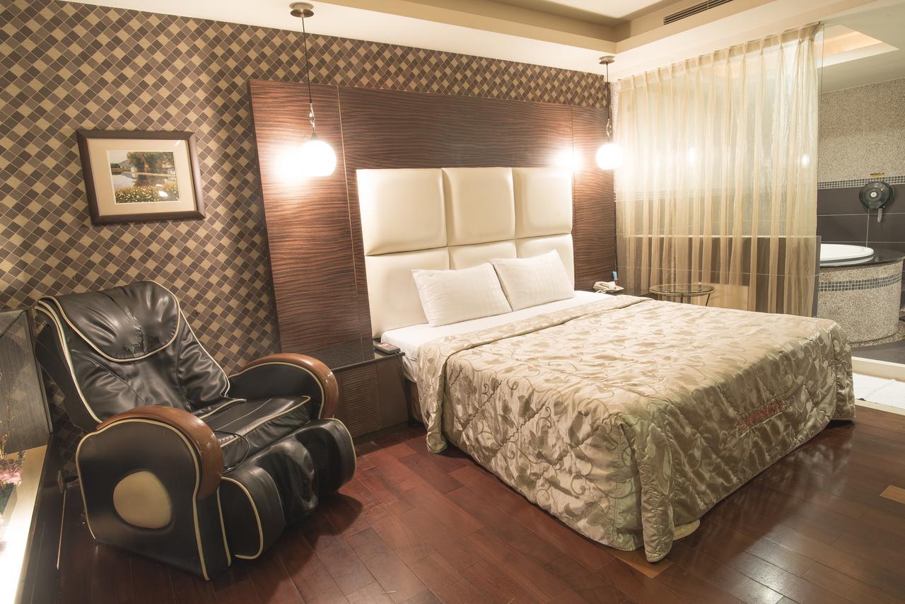Alexander Motel Kaohsiung Exterior foto